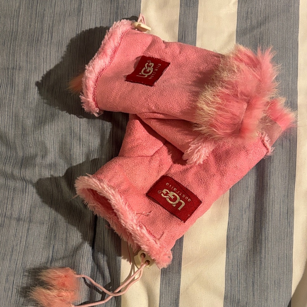 UGG Pink Mittens with Fur Trim